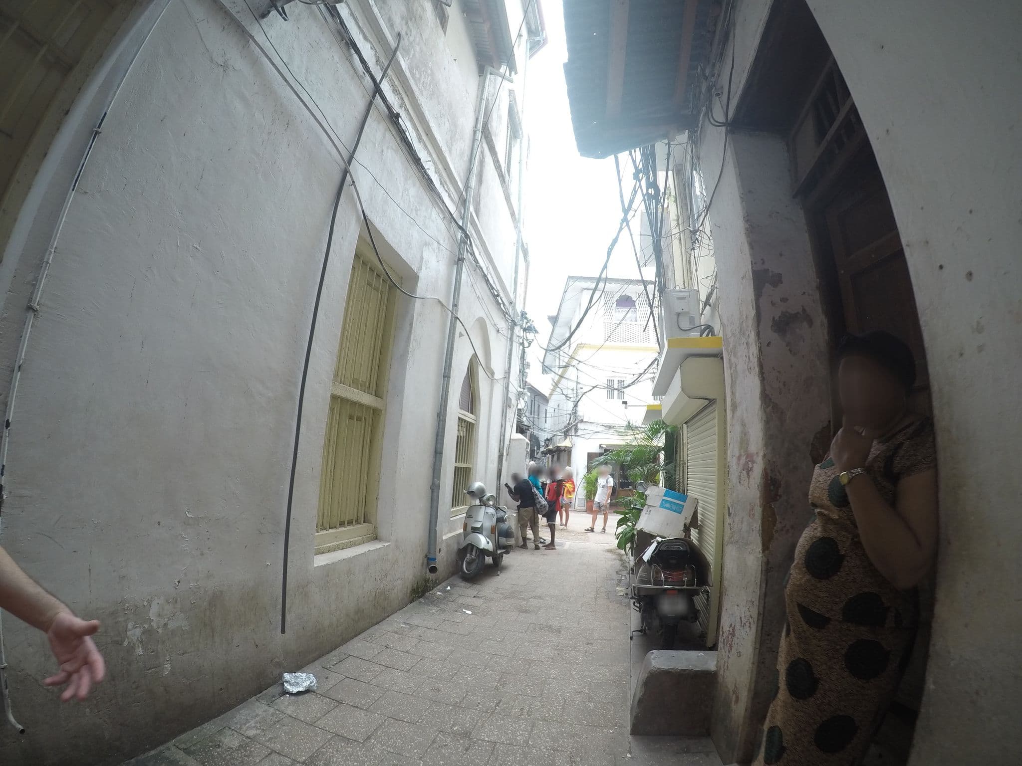 Street view near Ten To Ten, Zanzibar — © omarshehe (CC BY-SA · Mapillary)