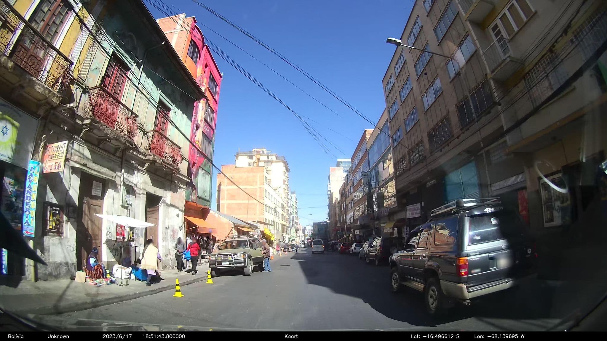 Street view near Hostal El Lobo, La Paz