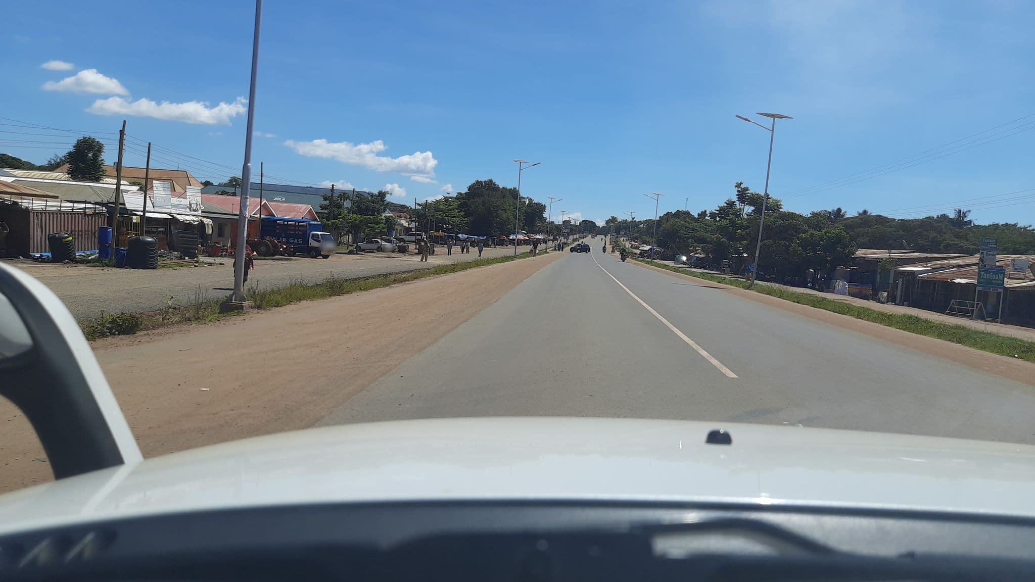 Street view near Free town Hotel& Bar, Babati — © calista2019 (CC BY-SA · Mapillary)