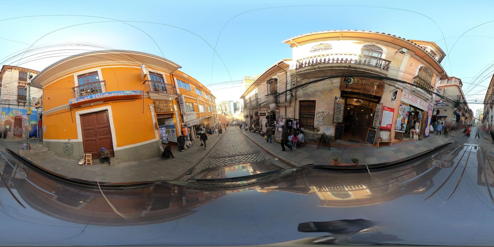 Street view near Hotel Sagárnaga, La Paz