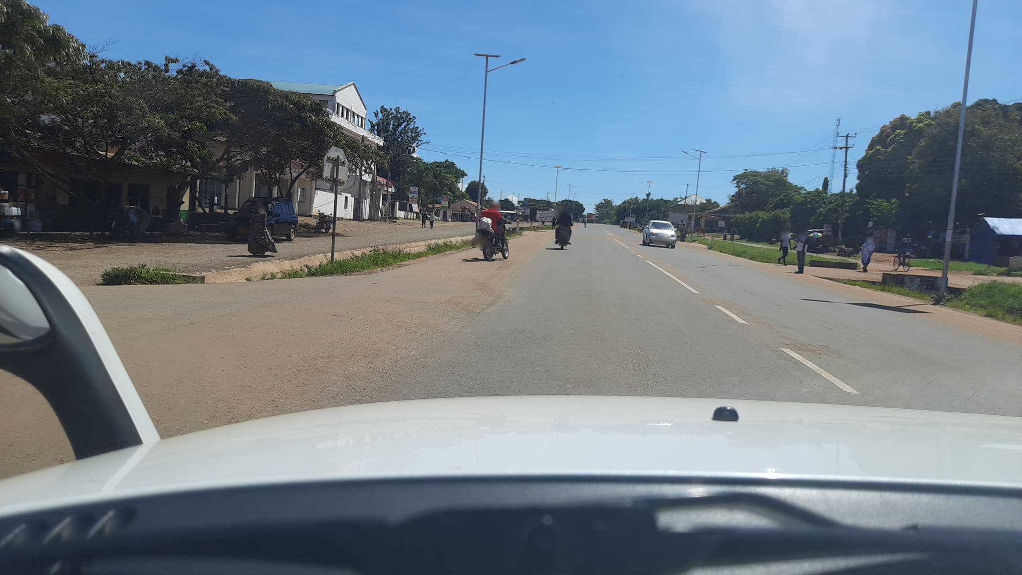 Street view near Nyota changa hotel, Babati — © calista2019 (CC BY-SA · Mapillary)