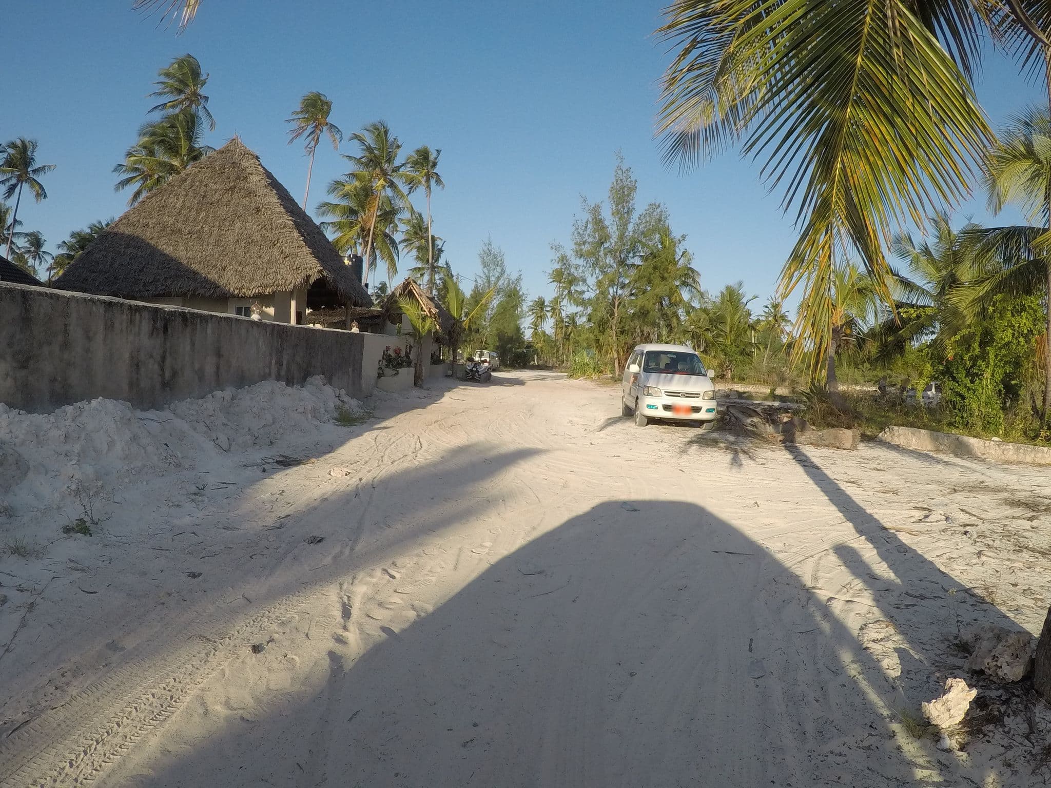 Street view near Kikoi Boutique Hotel, Kiwengwa — © eneerhut (CC BY-SA · Mapillary)