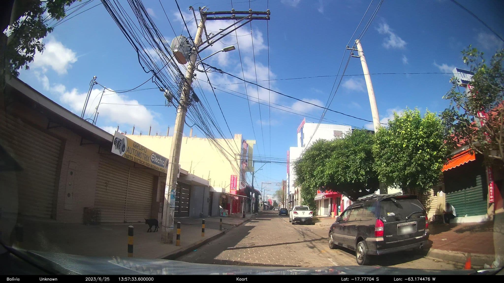 Street view near Alojamiento Royliz, Santa Cruz de la Sierra
