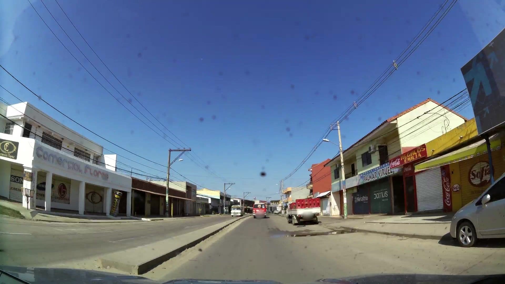 Street view near Palmar Viruez, Santa Cruz de la Sierra — © kaartcam (CC BY-SA · Mapillary)