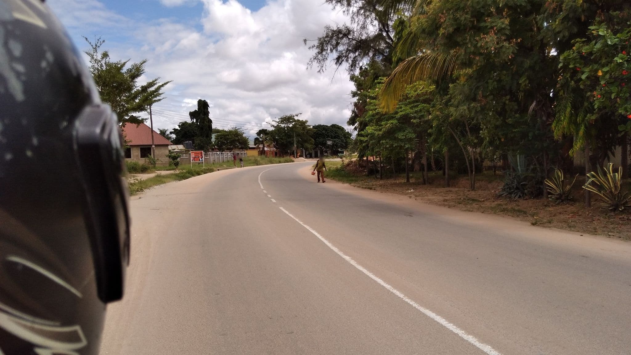 Street view near Three way Lodge, Dodoma