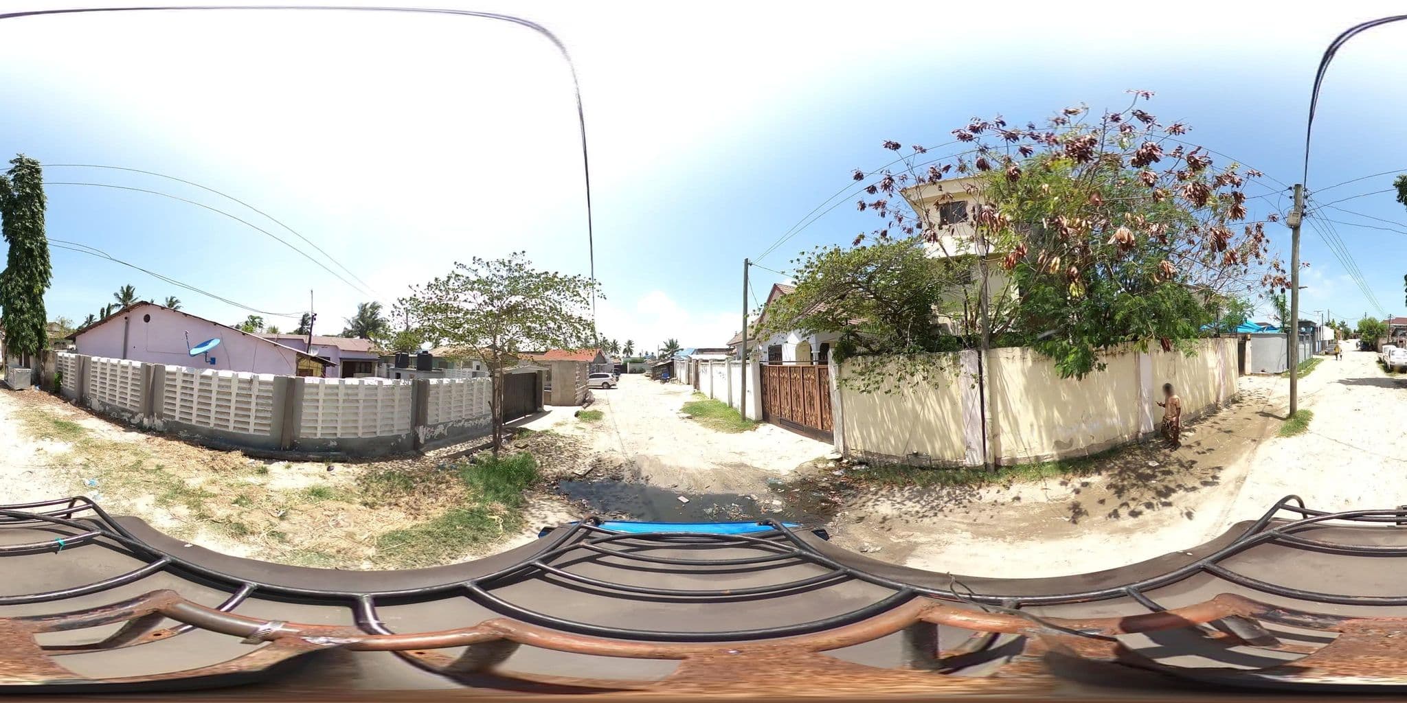 Street view near Komusha Lodge, Magomeni