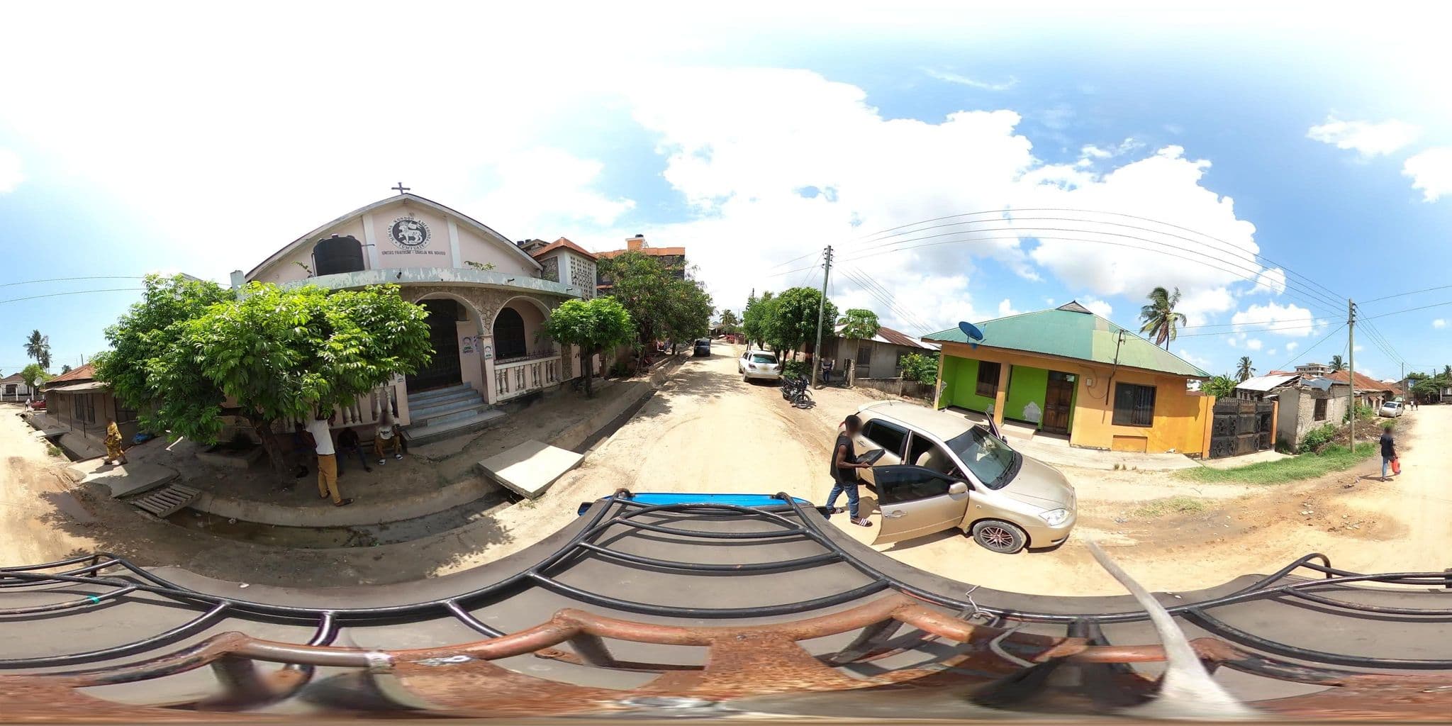 Street view near Vunjo lodge, Magomeni