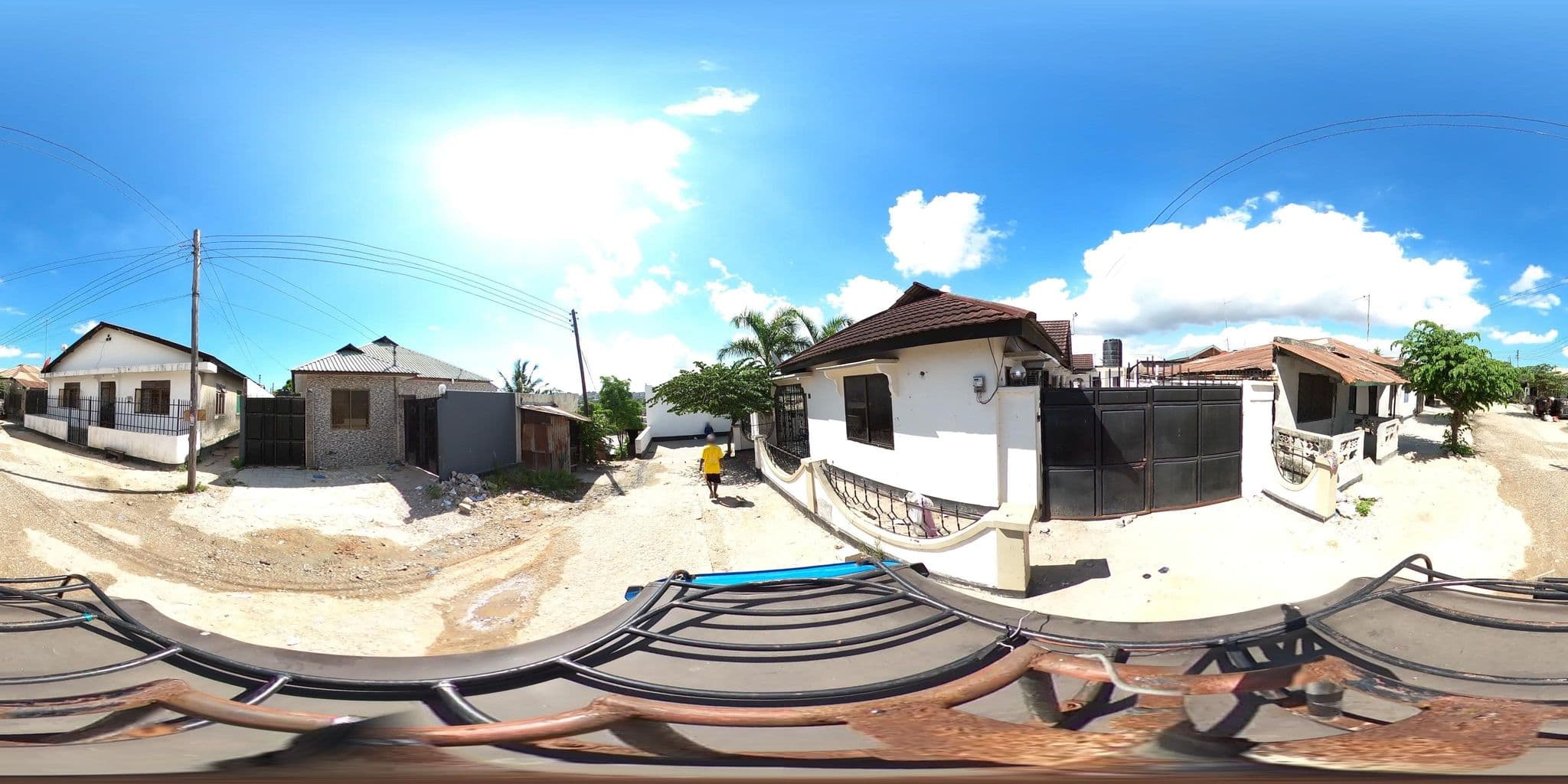 Street view near Palm Island Guest House, Dar es Salaam
