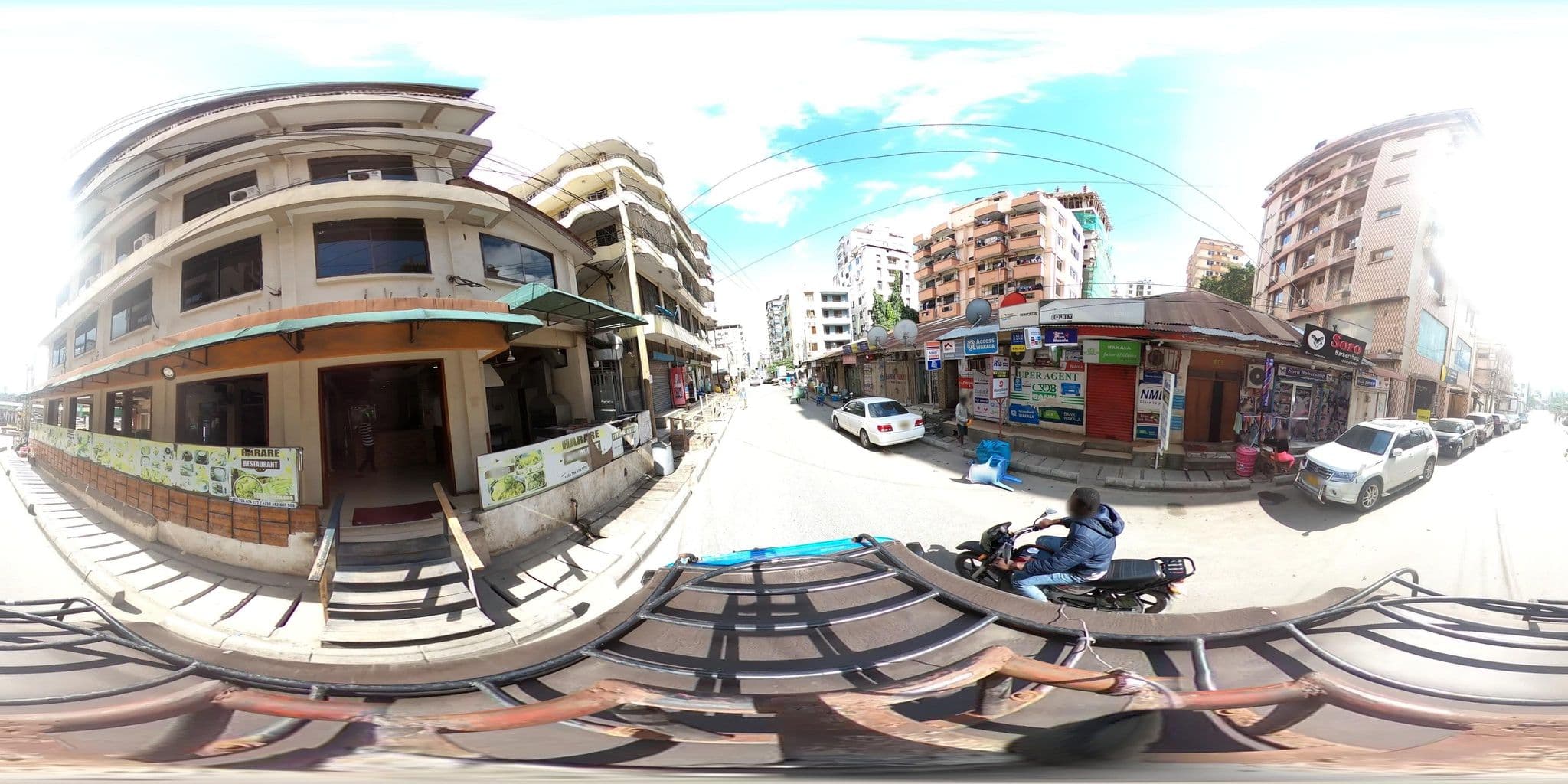 Street view near Harane Inn Hotel, Dar es Salaam