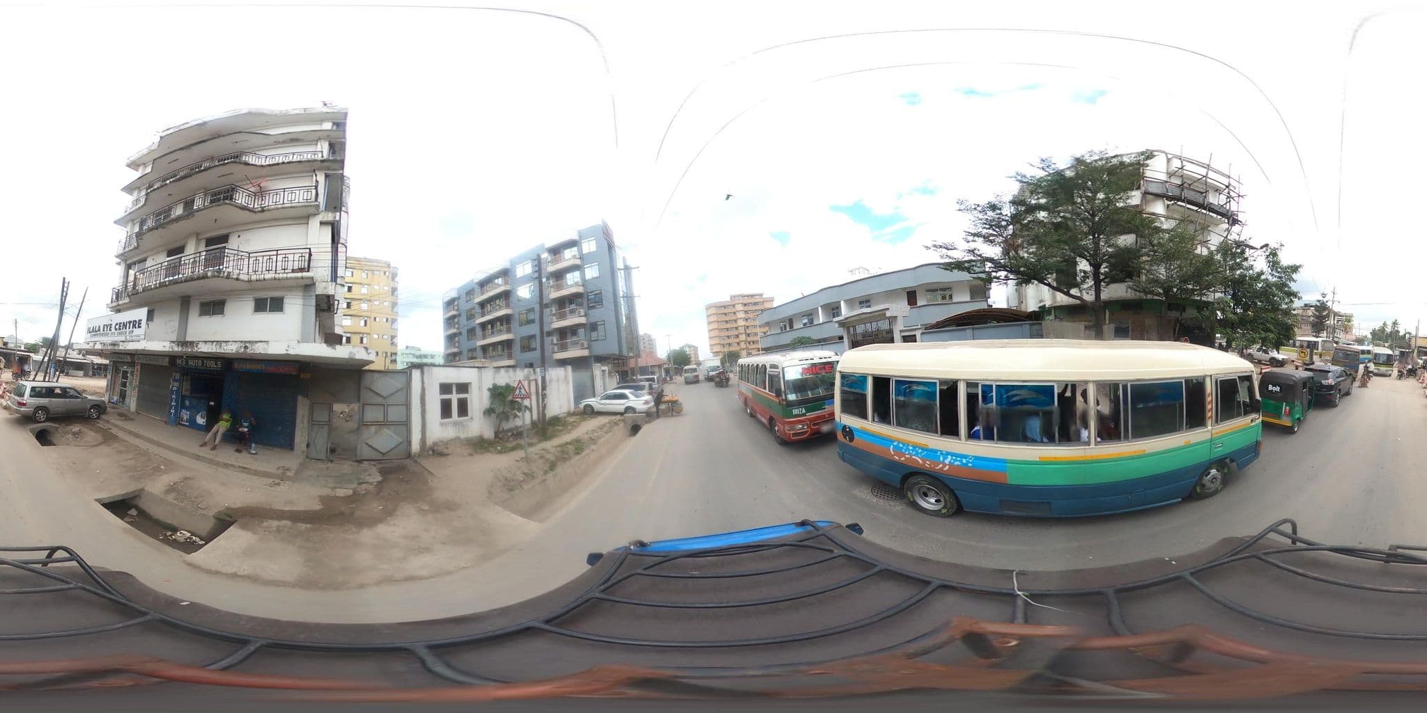 Street view near Kwa condo karibu na Ilala, Dar es Salaam