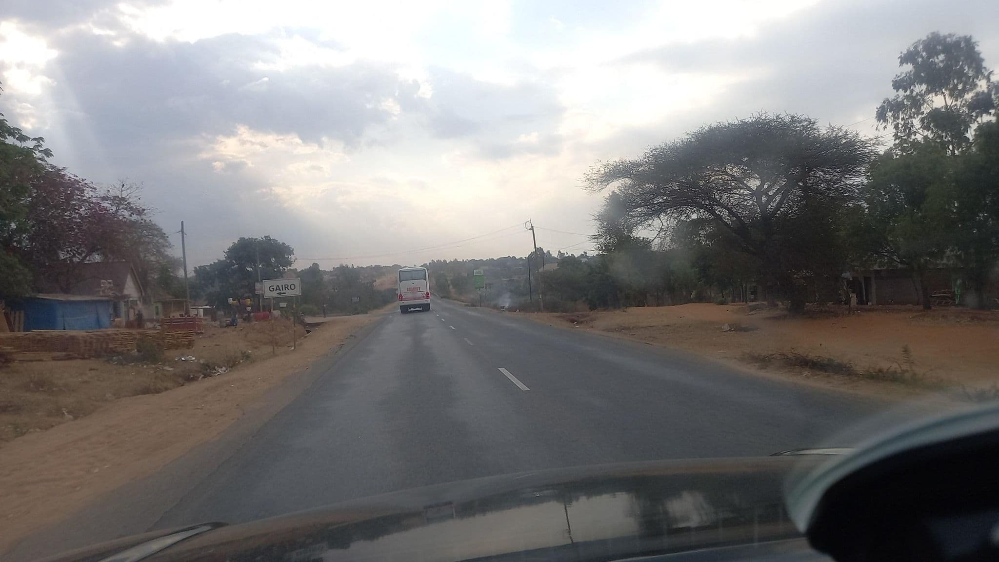 Street view near Msela lodge, Geiro — © AlemayehuYemane (CC BY-SA · Mapillary)
