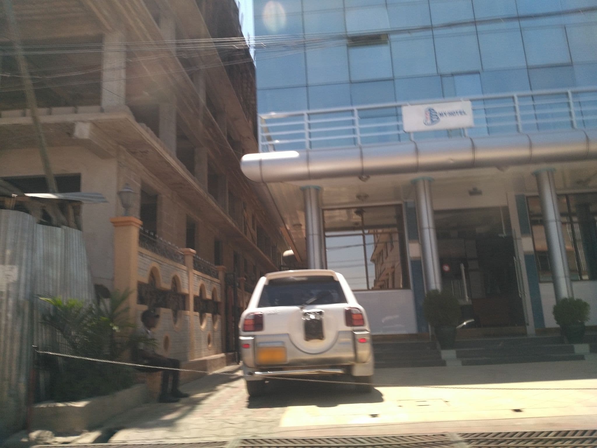 Street view near Mayi Hotel, Mwanza