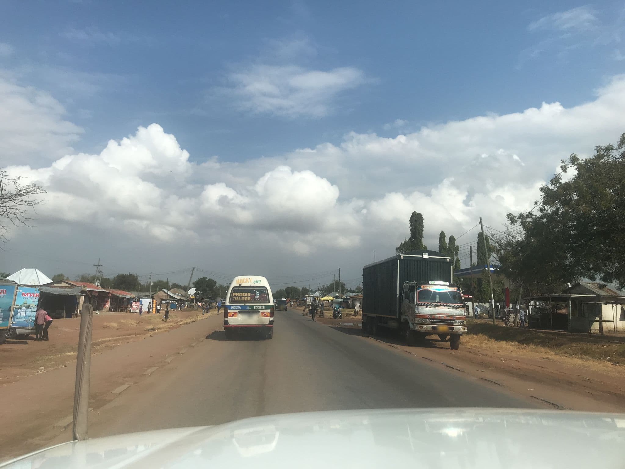 Street view near Kitinga Junior Lodge, Kisesa — © allennatai (CC BY-SA · Mapillary)