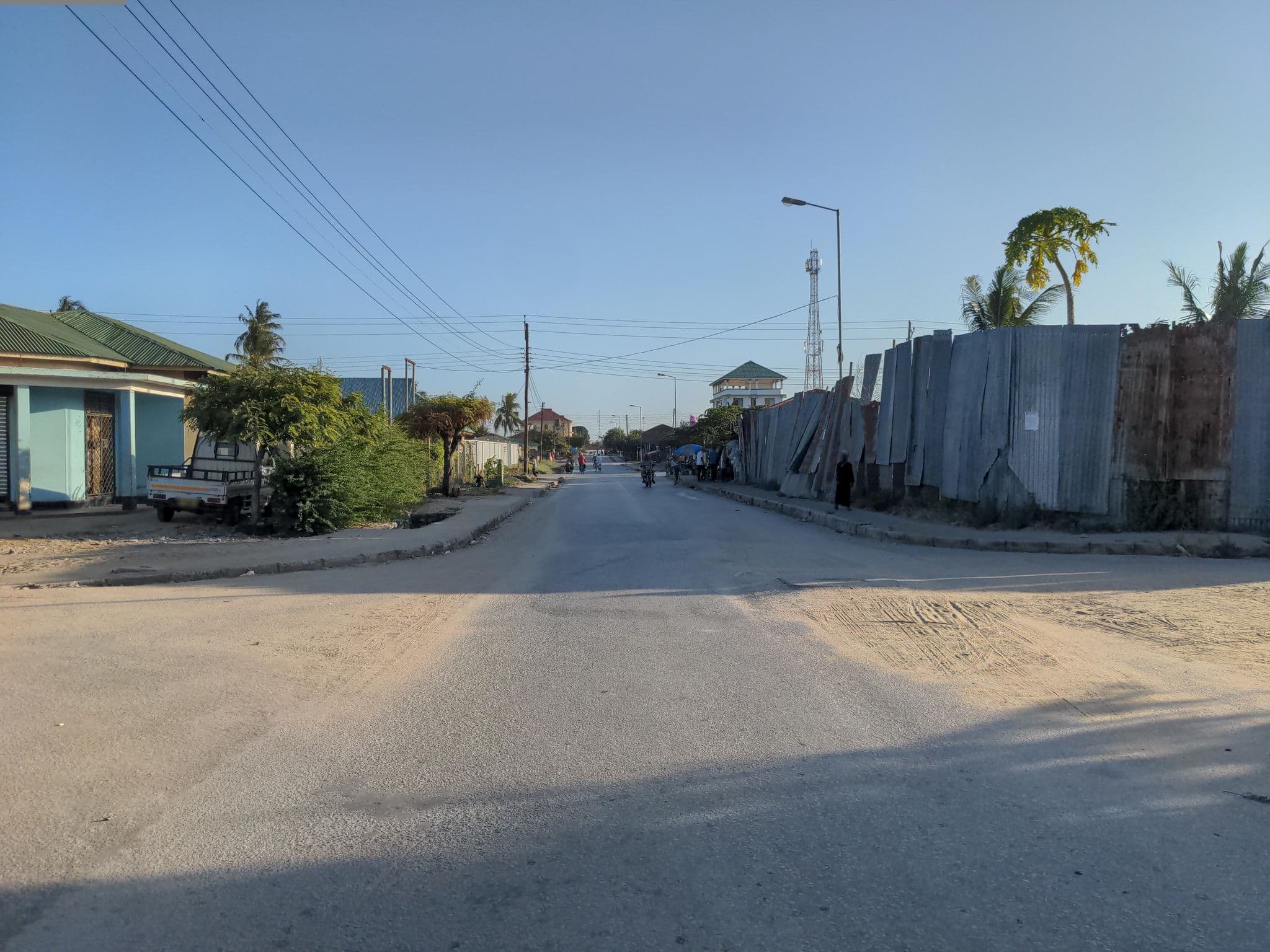 Street view near Mafuriko, Tanga