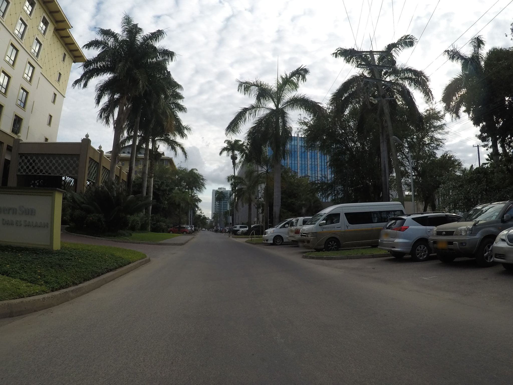 Street view near Southern Sun Dar es Salaam, Dar es Salaam — © chrisbeddow (CC BY-SA · Mapillary)