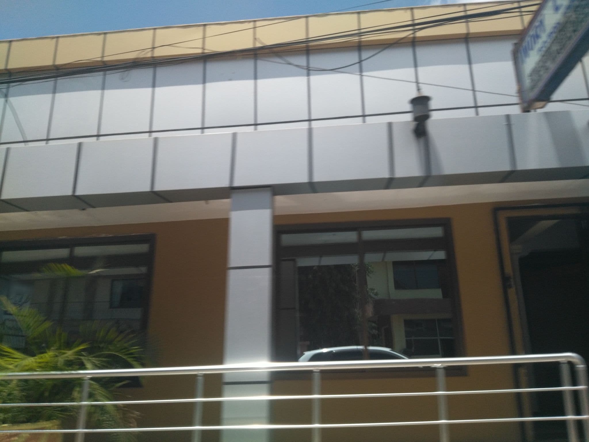 Street view near Stereo Hotel, Arusha — © ralebipim (CC BY-SA · Mapillary)