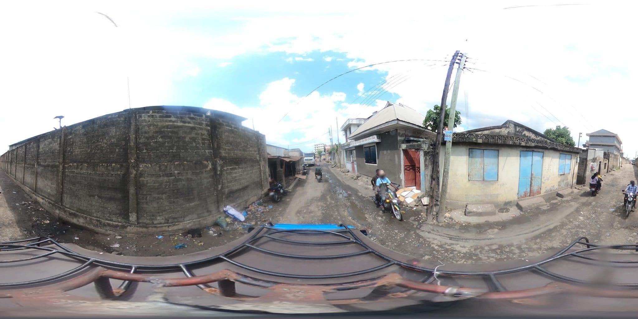 Street view near Kisoma Guest House, Dar es Salaam
