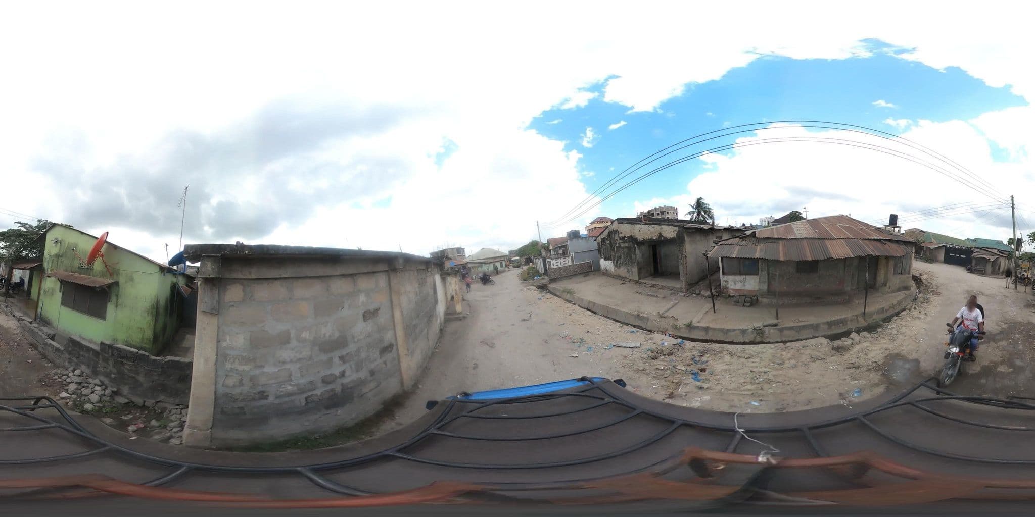 Street view near Mbilwe Lodge, Dar es Salaam