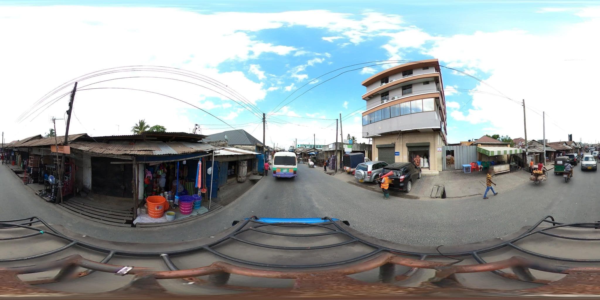 Street view near New Kenna Pub and Guest House, Dar es Salaam