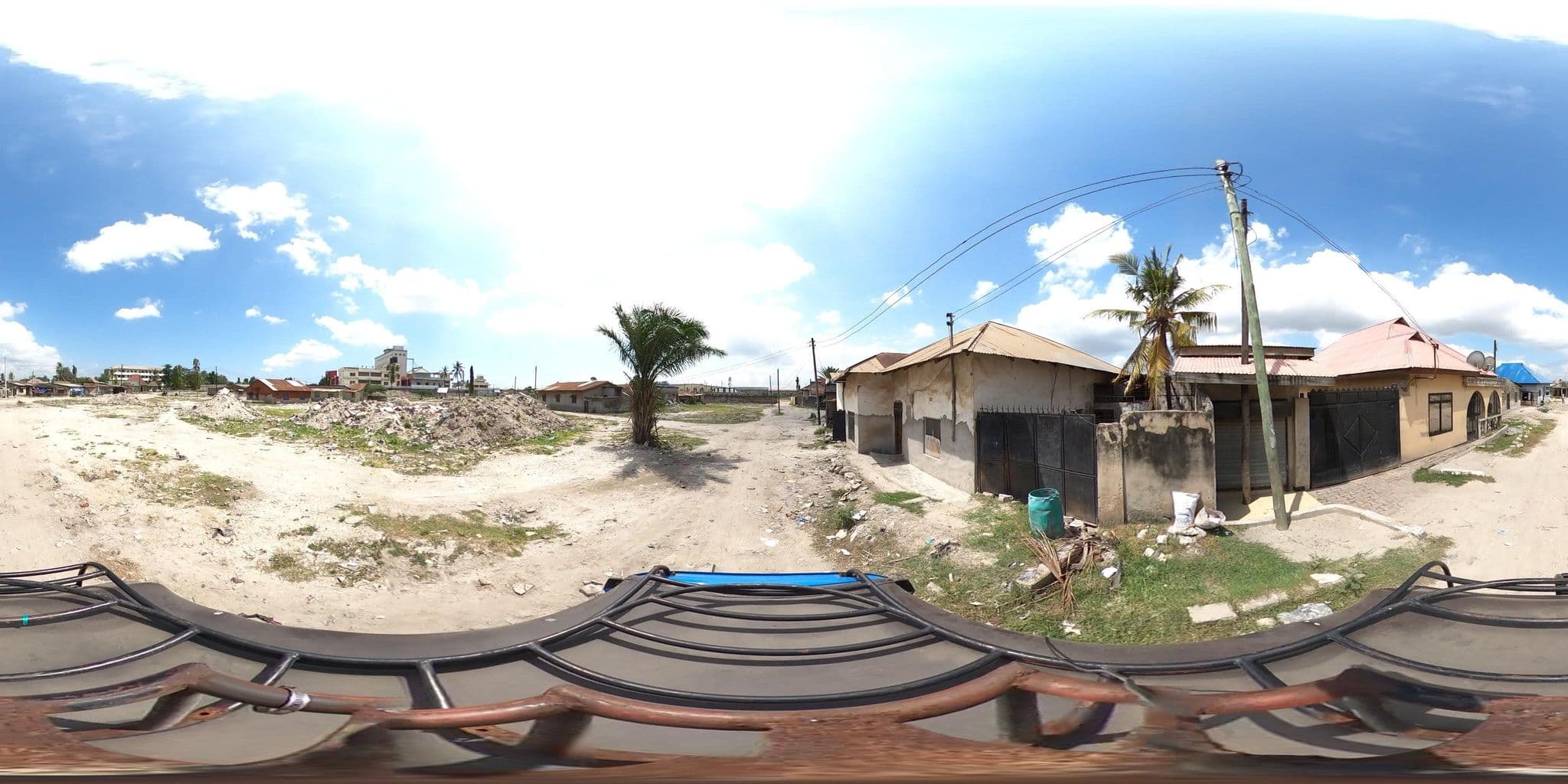 Street view near Triple Z Plus, Dar es Salaam