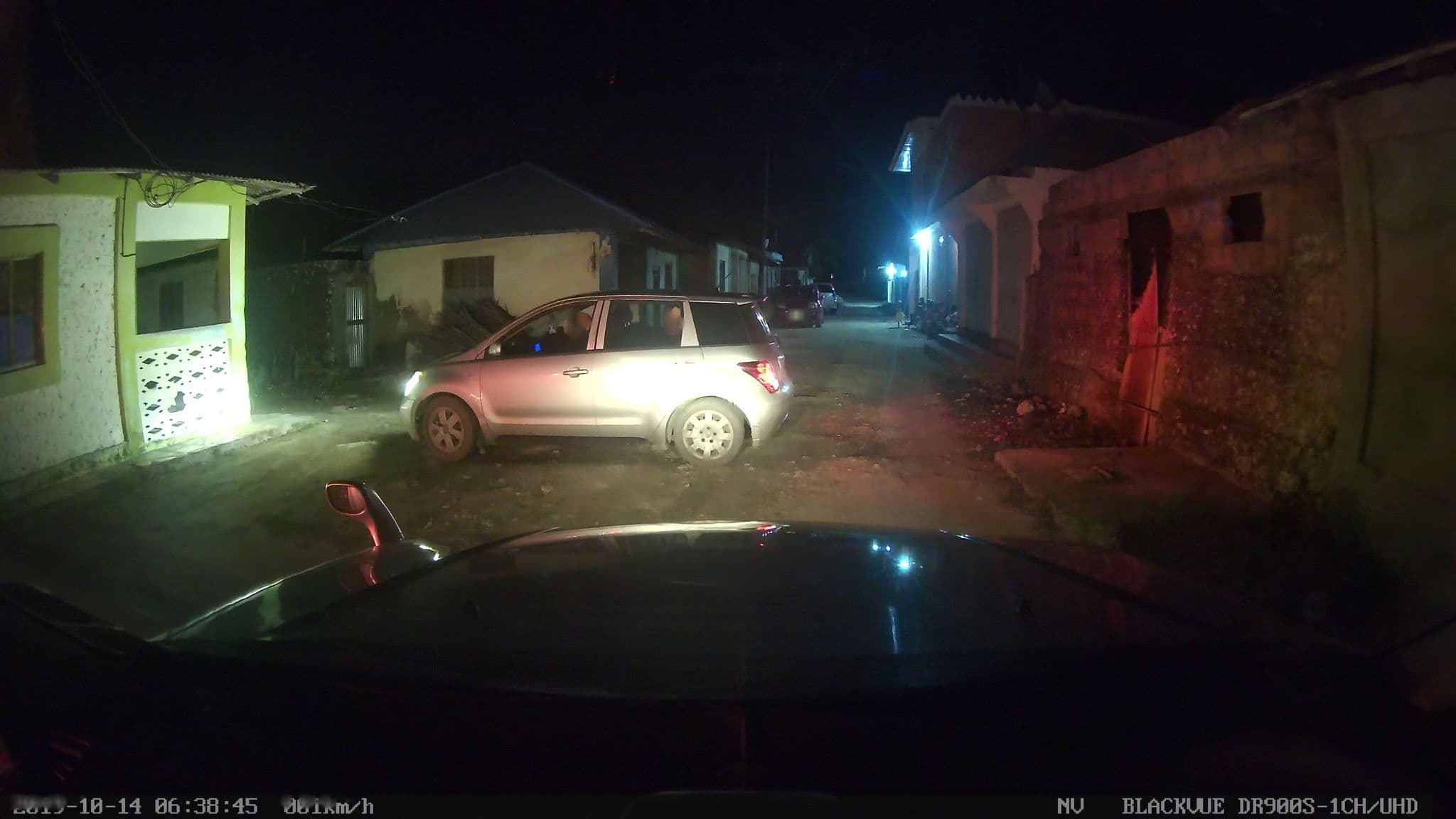 Street view near Fisherman’s Cottage, Nganane