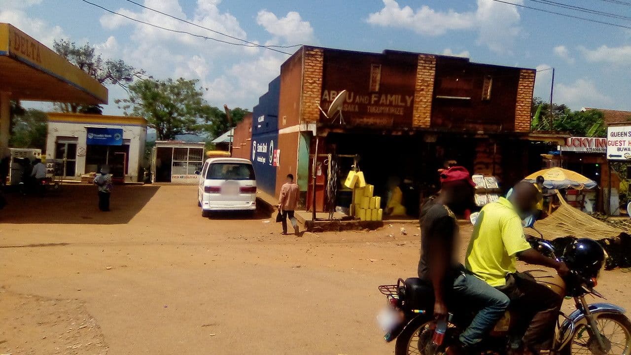 Street view near Queens Way Guesthouse, Gombe — © bukenya (CC BY-SA · Mapillary)