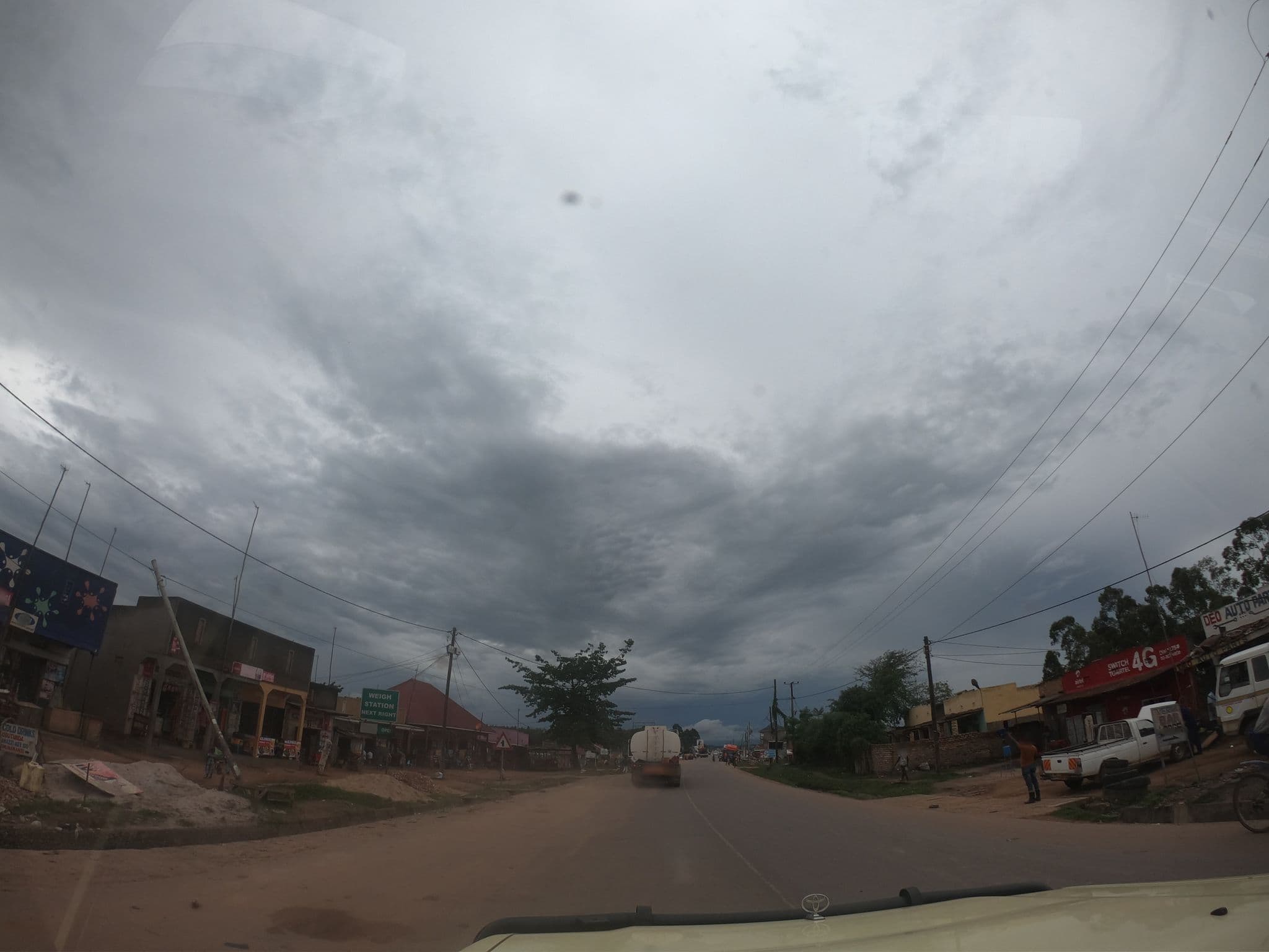 Street view near Verina Bar & Lodge, Lukaya — © countzero5 (CC BY-SA · Mapillary)