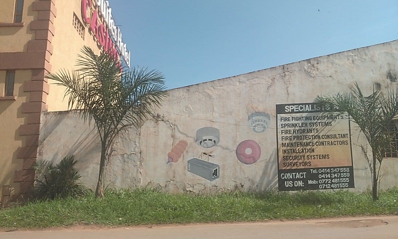 Street view near Taj Mahal, Kampala