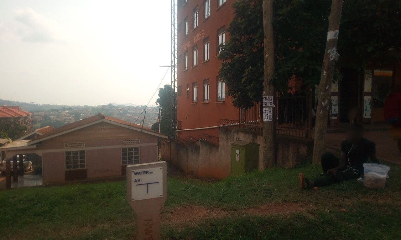 Street view near Novia Apartments, Kampala