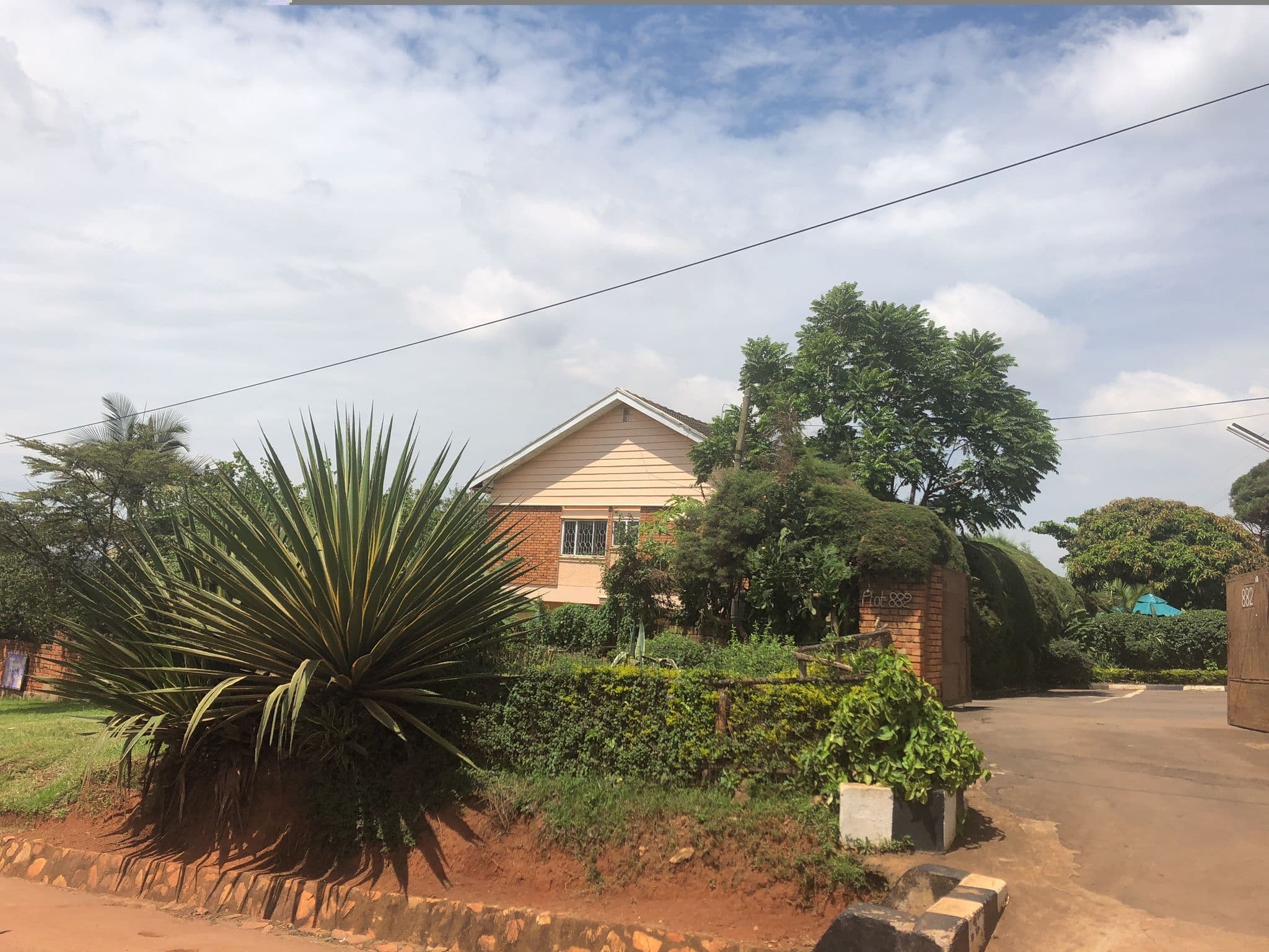 Street view near Terrace 882, Kampala
