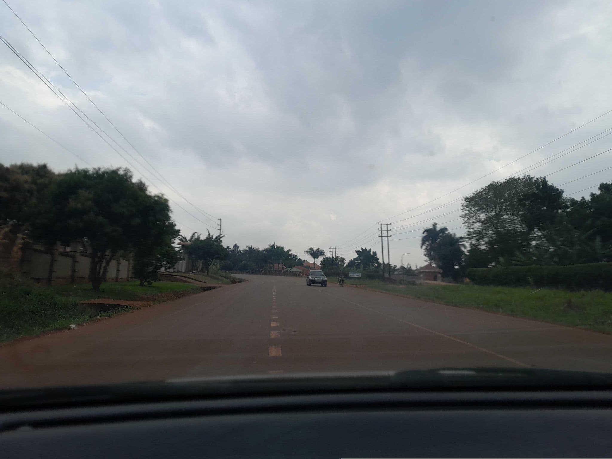 Street view near Enjoy Guesthouse, Njeru — © bagonzars (CC BY-SA · Mapillary)
