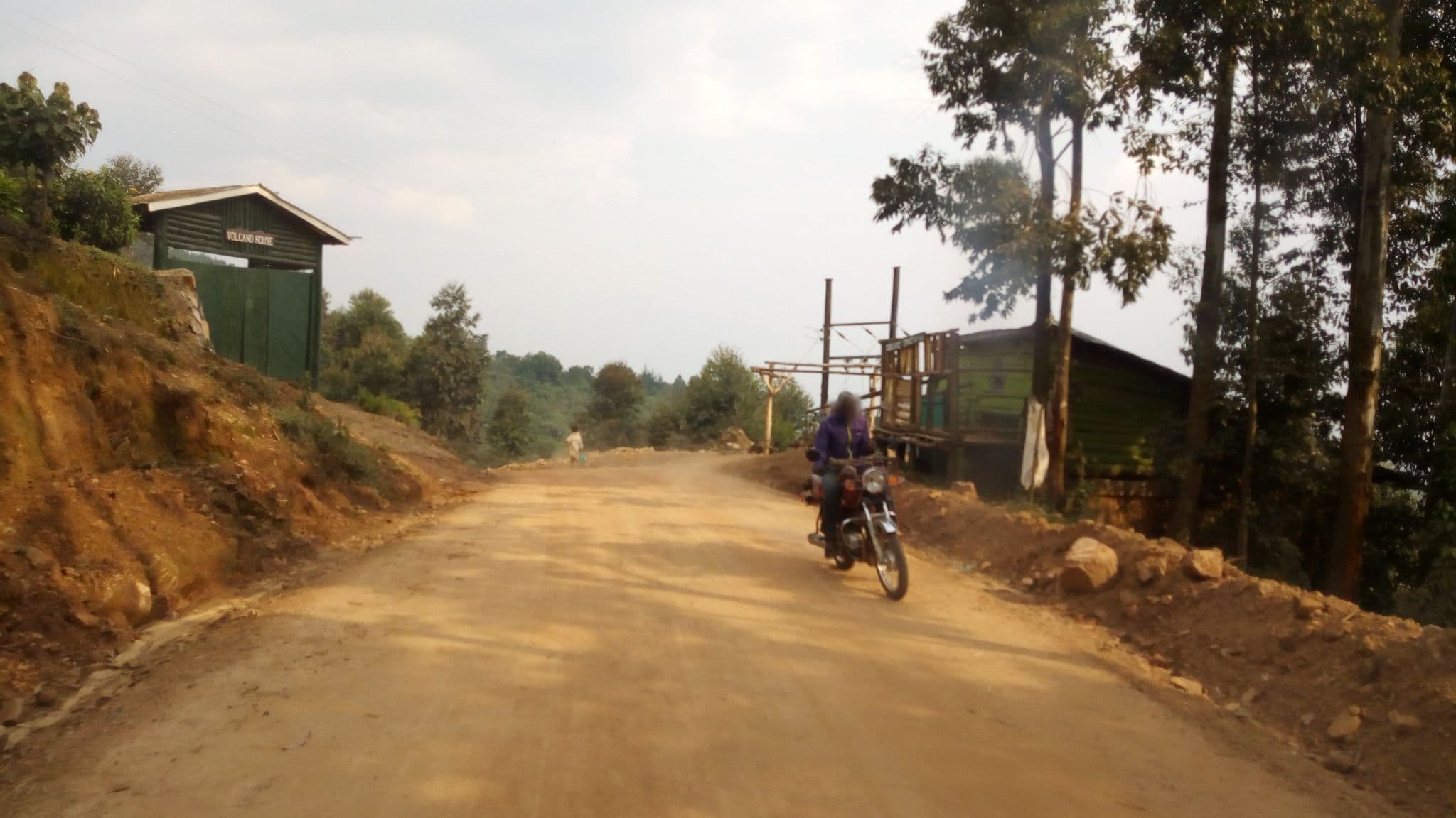 Street view near Volcano House, Kanungu — © klain890 (CC BY-SA · Mapillary)