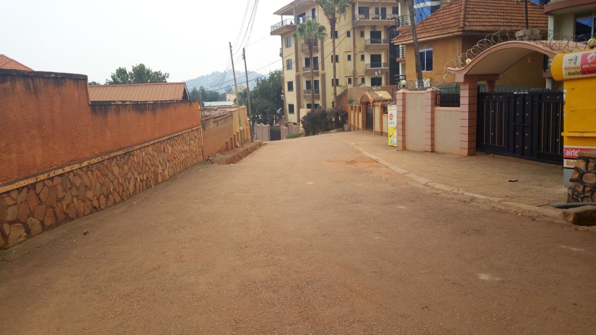 Street view near Kabs Hostel, Kampala