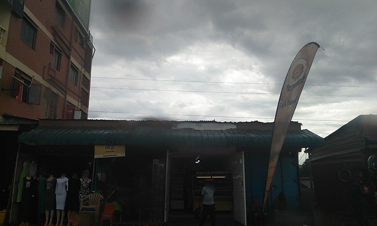Street view near New highland hotel, Bweyogerere — © ralebipim (CC BY-SA · Mapillary)
