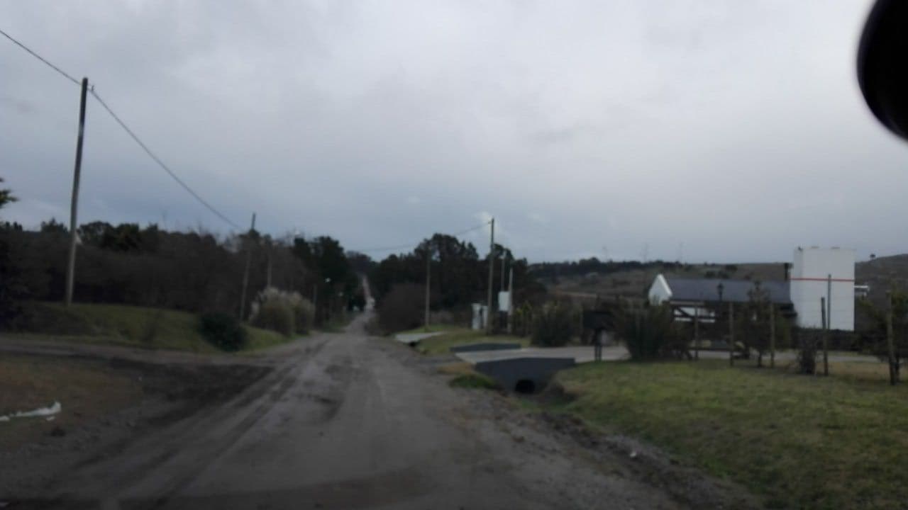Street view near Las lambertianas - Casa de Campo, Tandil