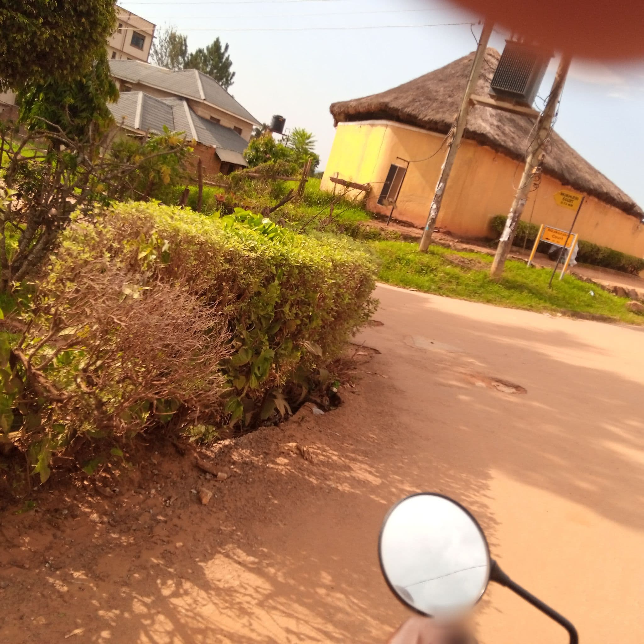 Street view near HOTEL 100, Mbale — © evlyntumwah (CC BY-SA · Mapillary)