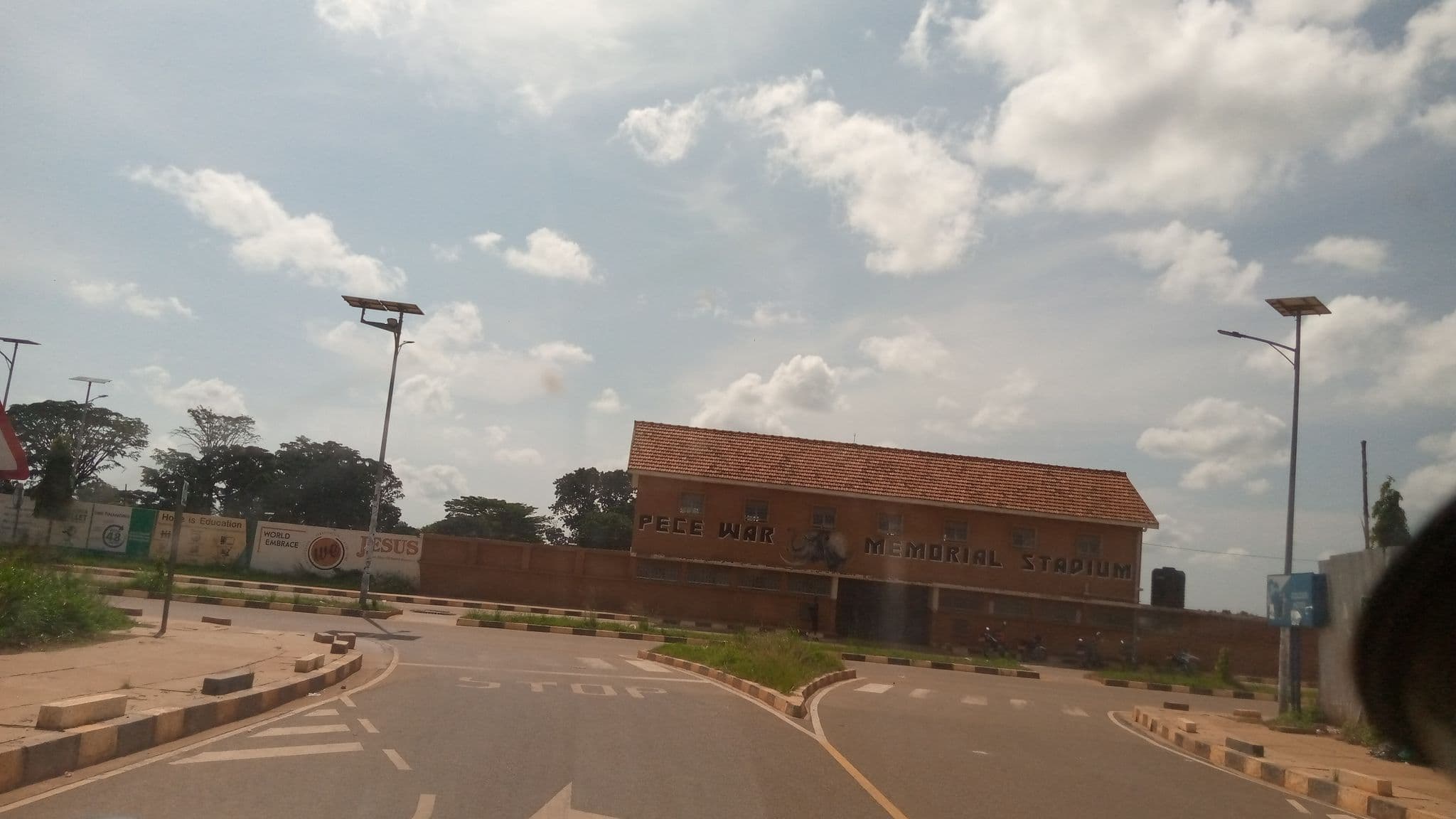 Street view near Toplex Hotel, Gulu — © tumusiimeronald (CC BY-SA · Mapillary)