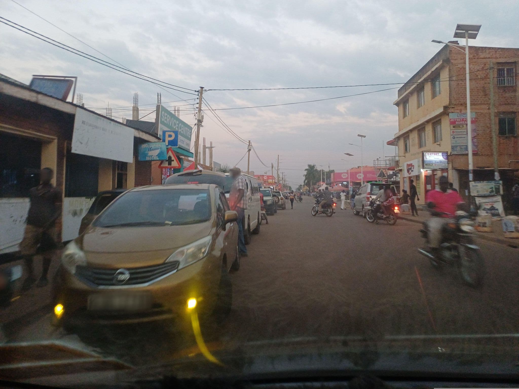 Street view near Montana Hotel Bar And Accommodation, Gulu — © jozef020 (CC BY-SA · Mapillary)