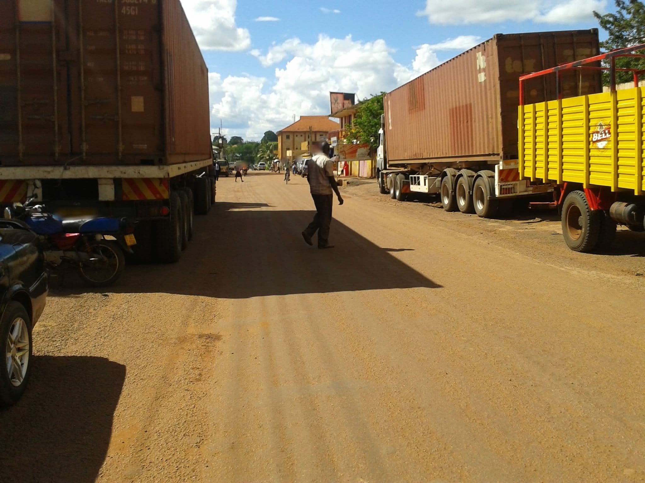 Street view near Gulu Sunset Hotel, Gulu — © juweni (CC BY-SA · Mapillary)