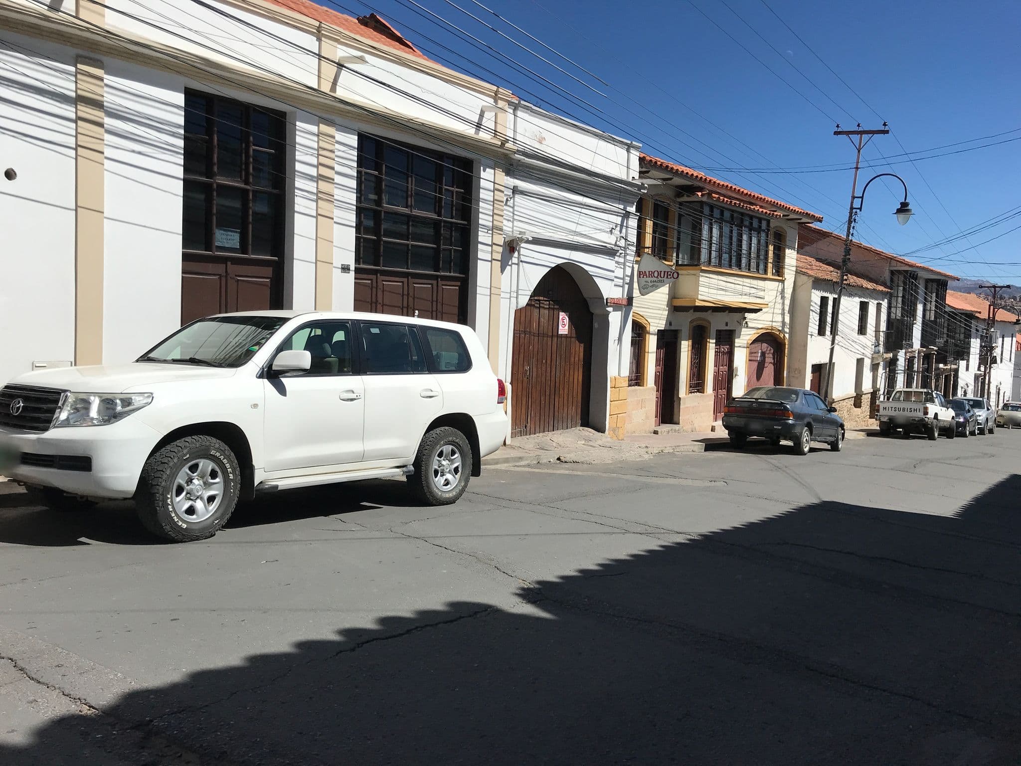 Street view near Santa teresa de jesus, Sucre — © ejegg (CC BY-SA · Mapillary)
