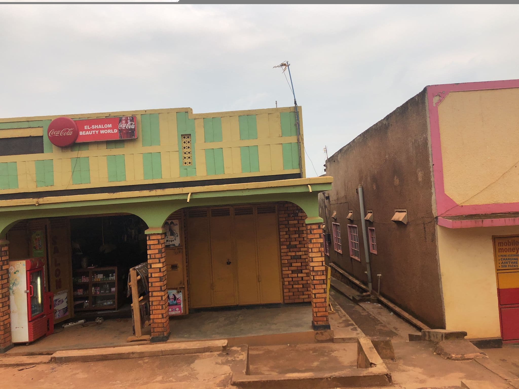 Street view near MC HOSTELS, Mukono — © steph202 (CC BY-SA · Mapillary)