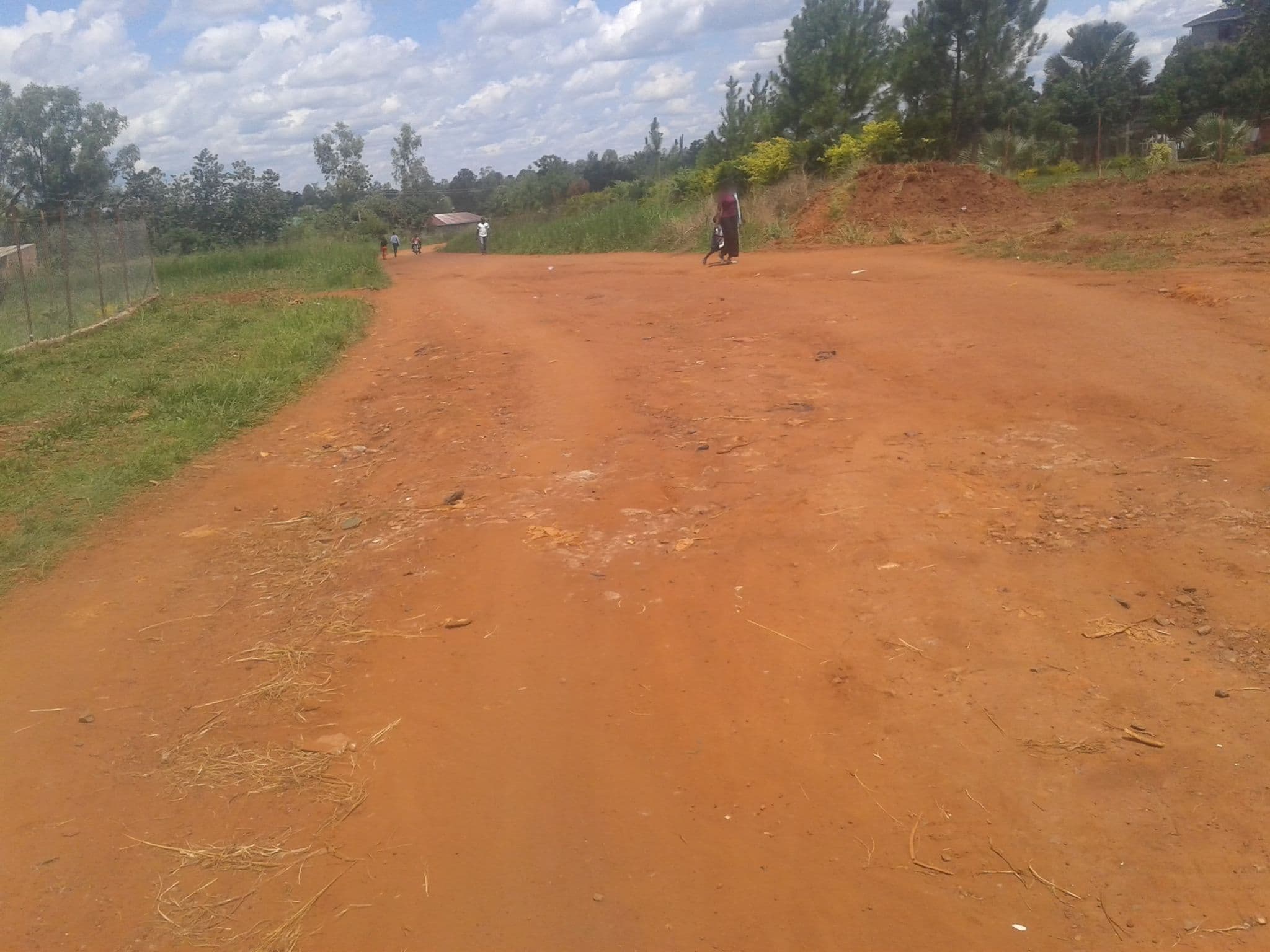 Street view near Ogilo Hostel, Gulu — © juweni (CC BY-SA · Mapillary)