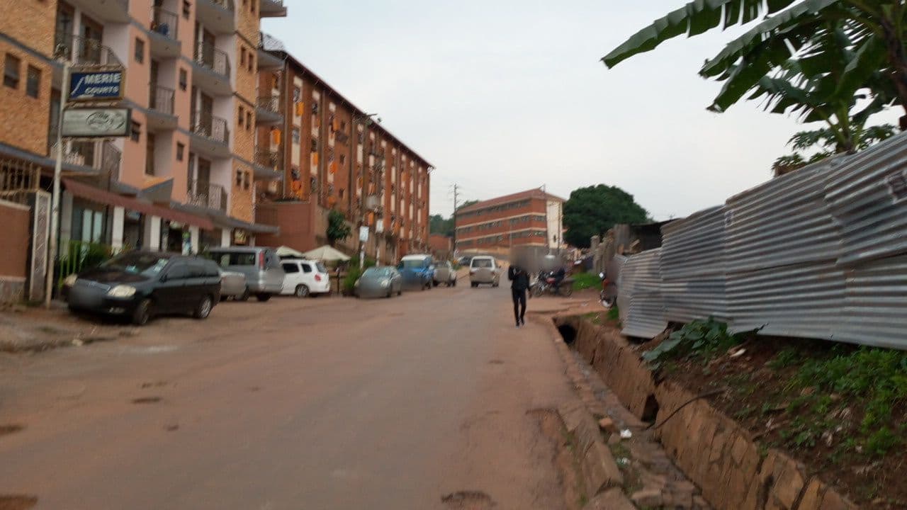 Street view near PMC Hostel, Kampala — © temadri (CC BY-SA · Mapillary)