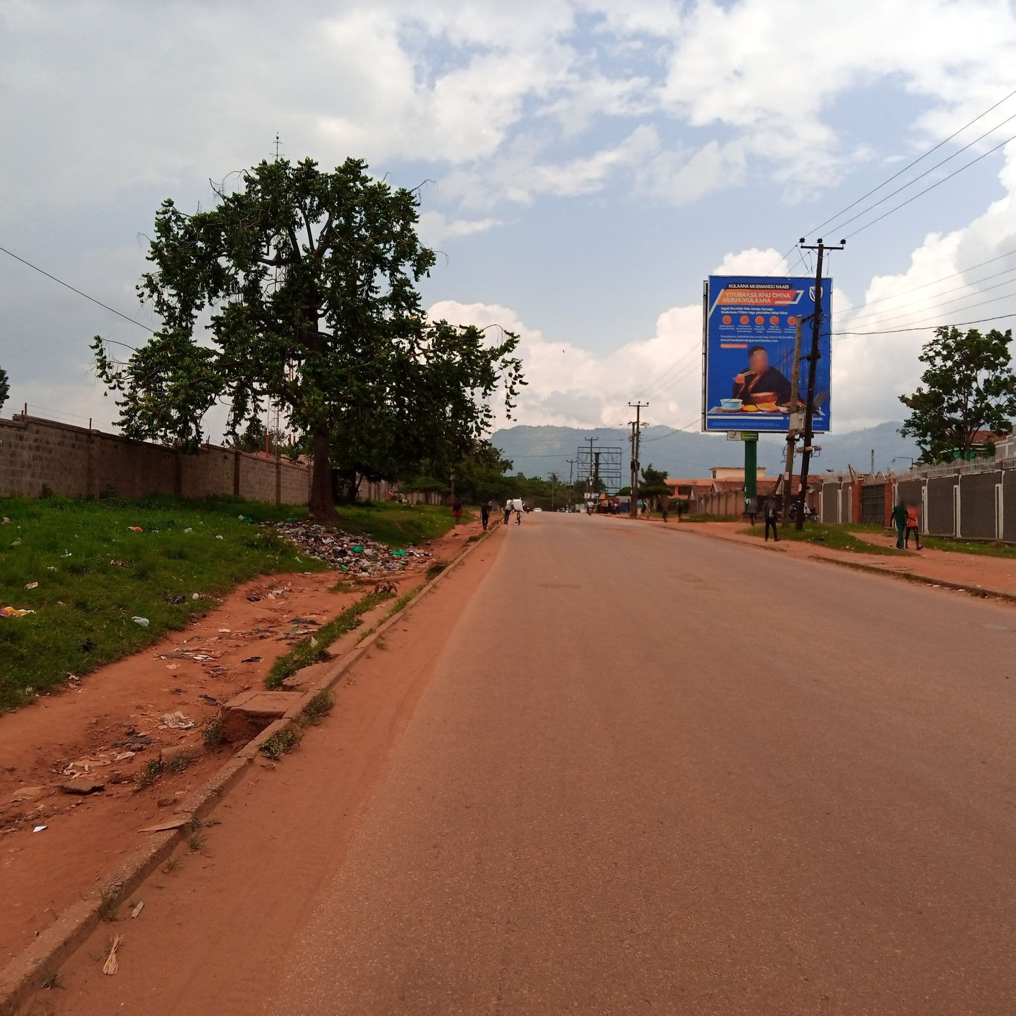 Street view near hostel, Mbale — © vickiemorine (CC BY-SA · Mapillary)