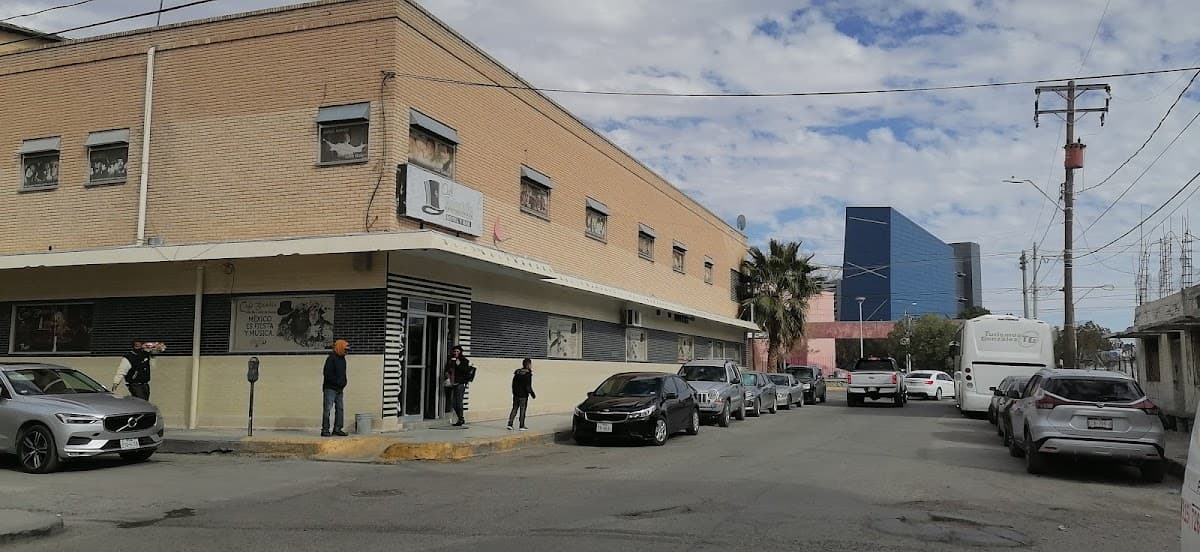 Bombín, Hotel in El Paso