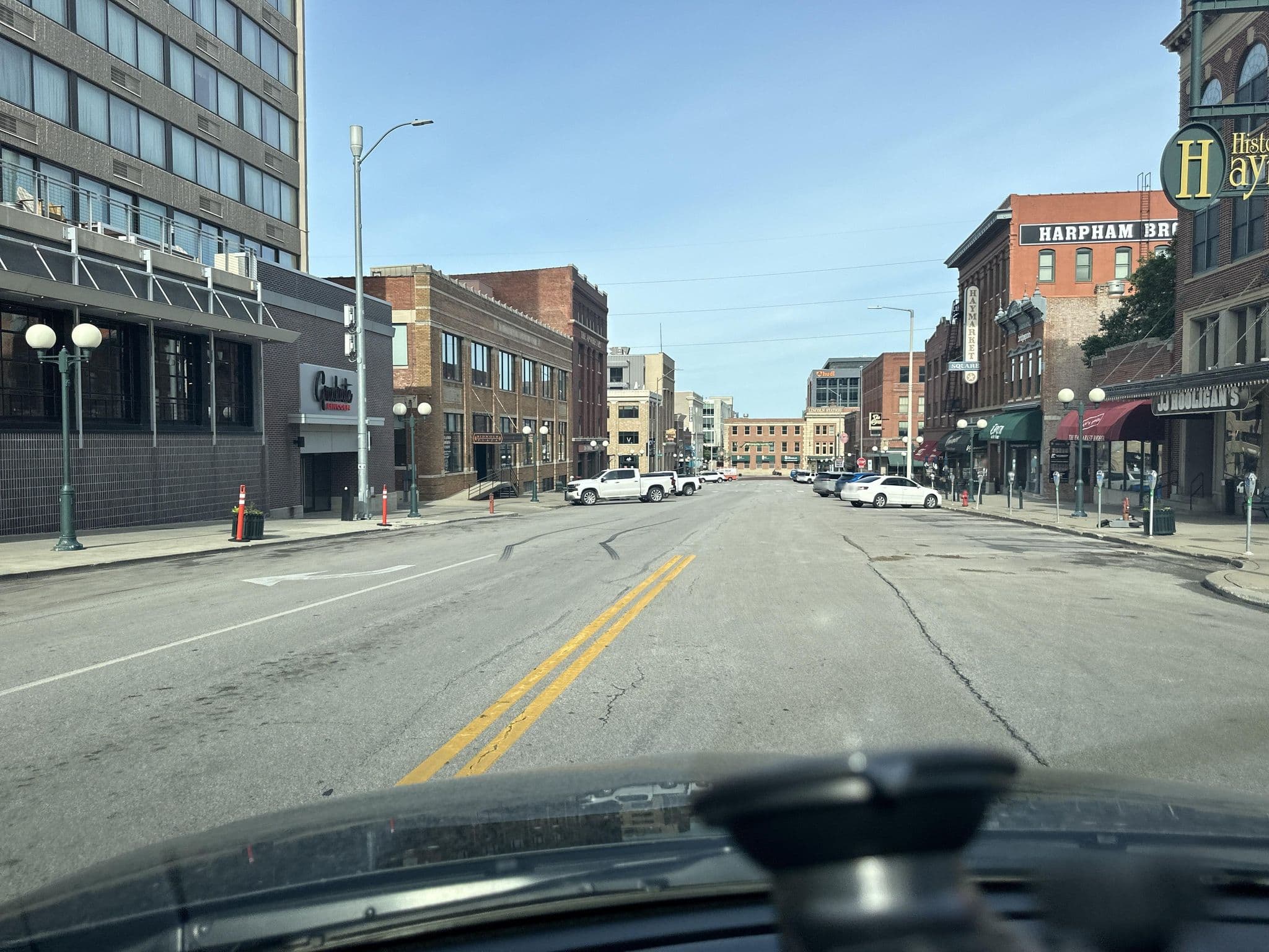 Street view near Graduate by Hilton Lincoln, Lincoln — © quickness805 (CC BY-SA · Mapillary)