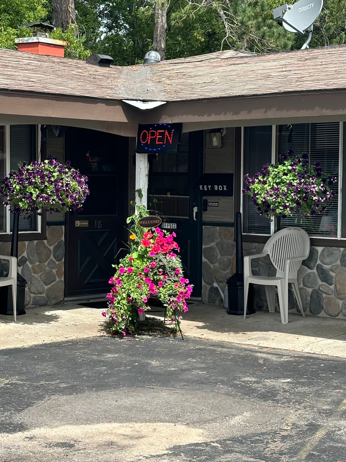Four Seasons Motel, Motel in Crandon