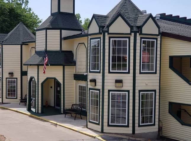 Four Seasons Inn, Motel in Branson