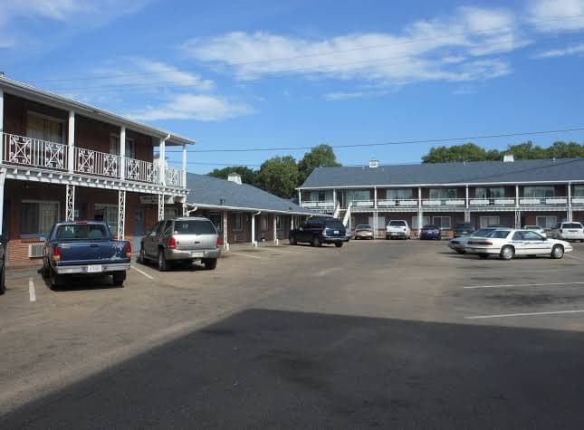 Resident Suites Inn, Motel in Grand Island