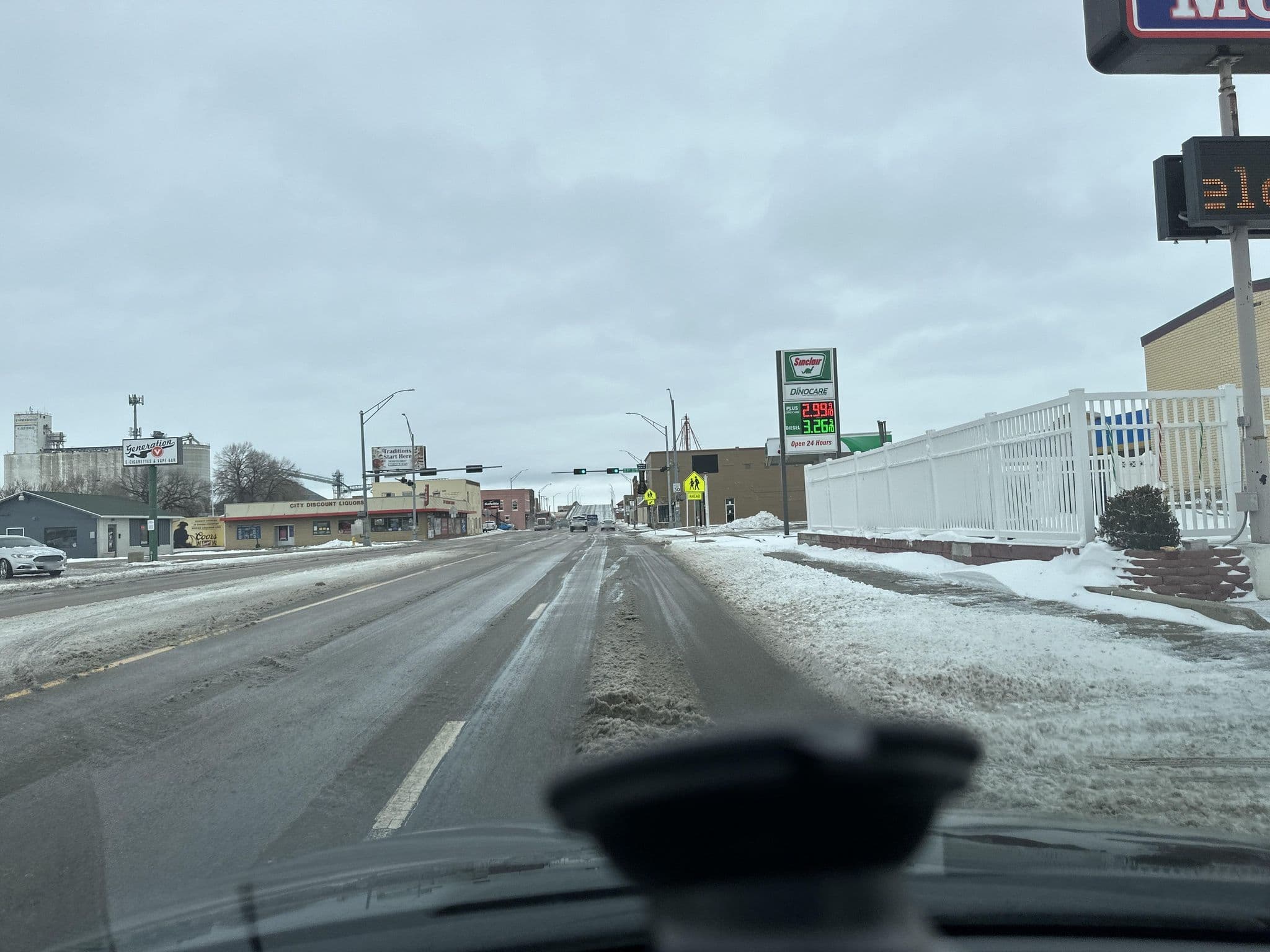 Street view near Rodeway Inn North Platte, North Platte — © quickness805 (CC BY-SA · Mapillary)
